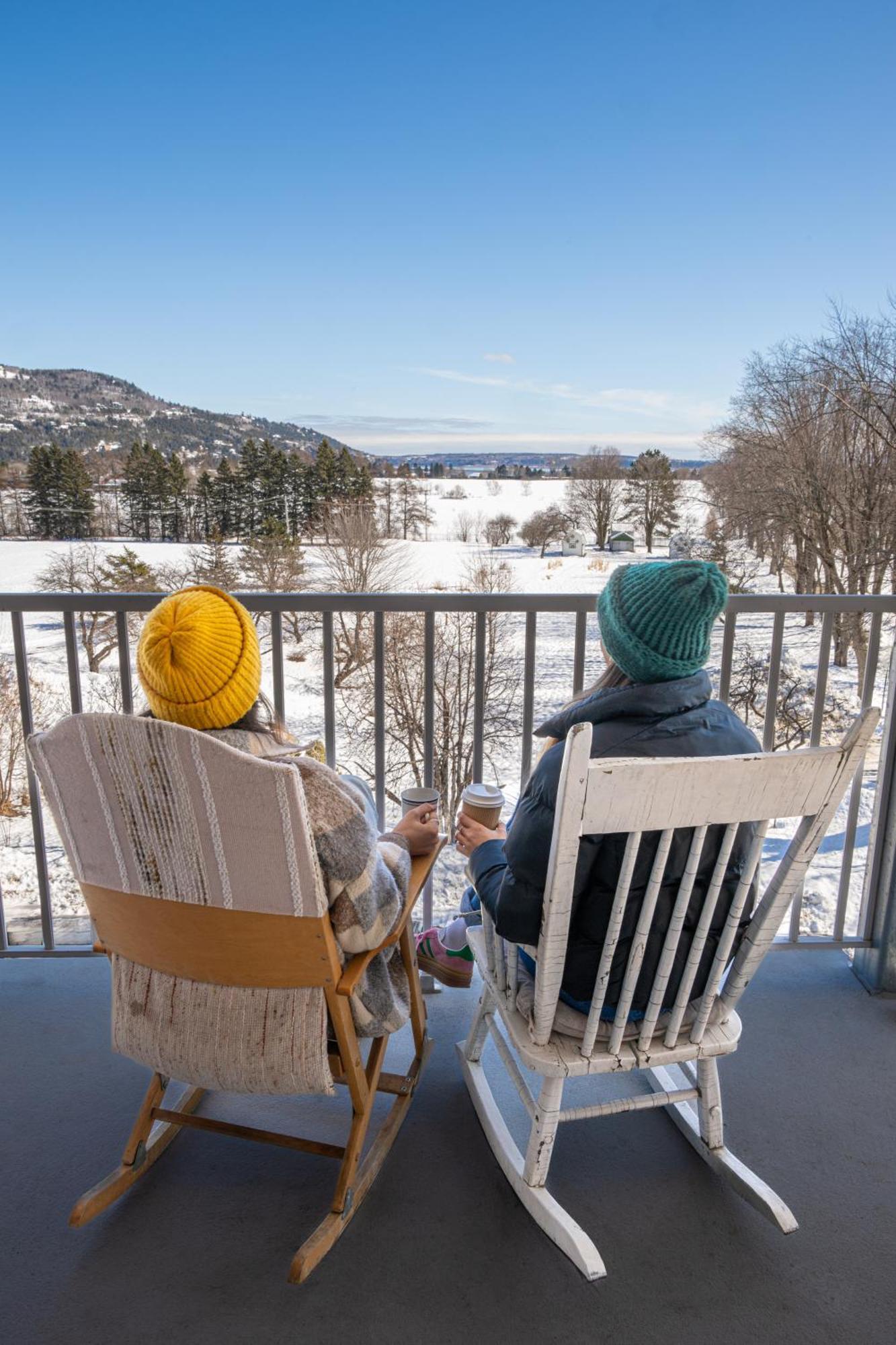 Auberge De Jeunesse Des Balcons Baie-Saint-Paul Luaran gambar